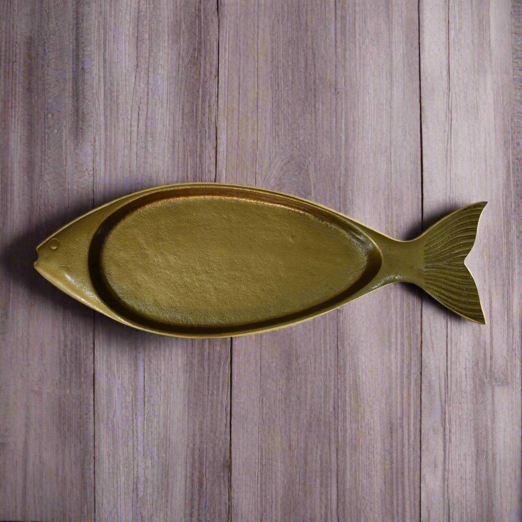 Plateau Antique en Forme de Poisson – Style Vintage et Élégance Décorative